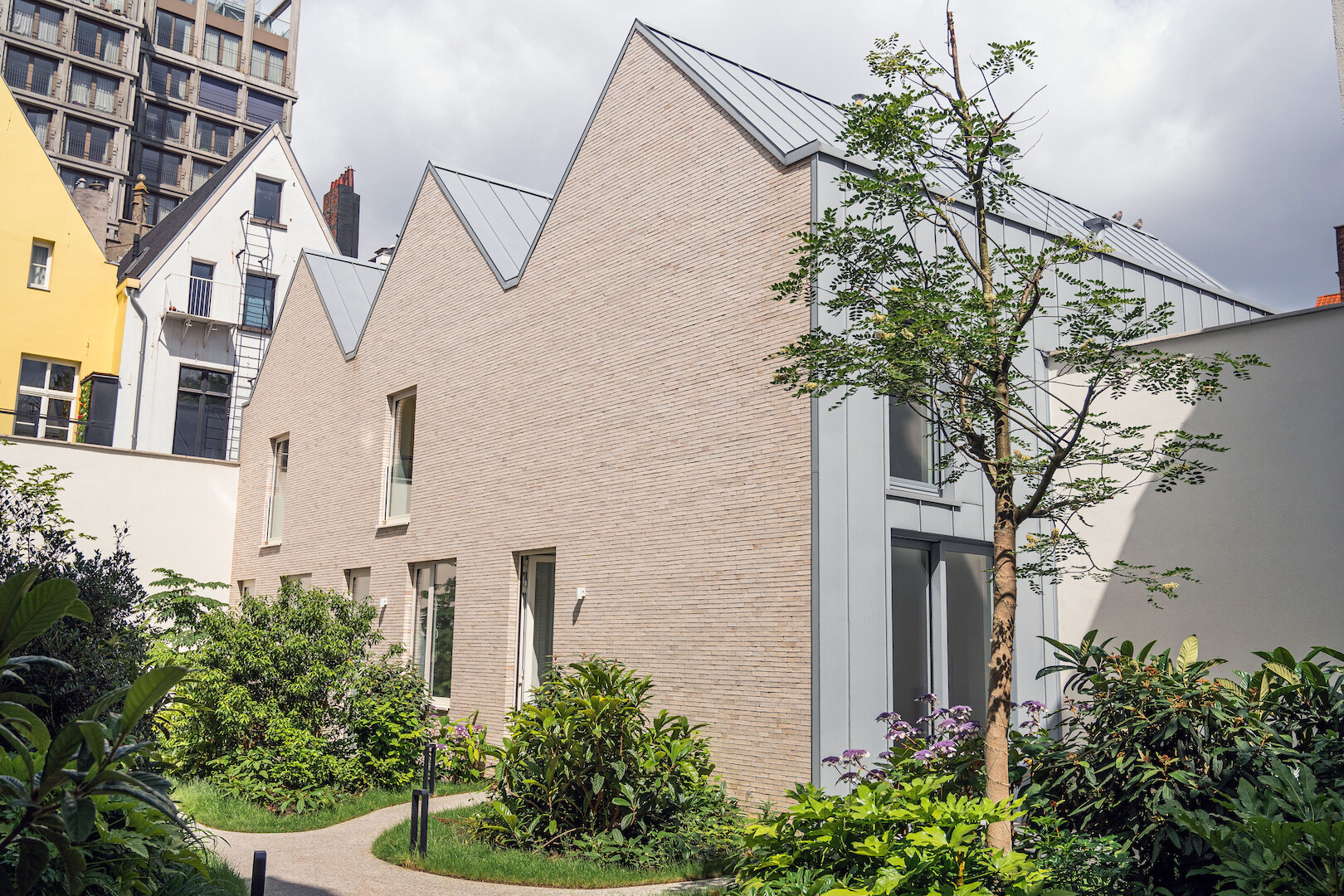 Herbestemming monument met nieuwbouw woningen