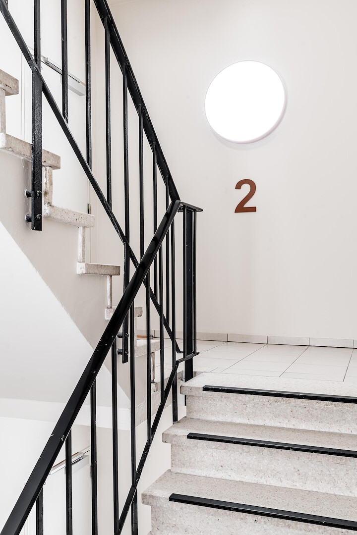 Interieurontwerp inkomzone van kantoorgebouw