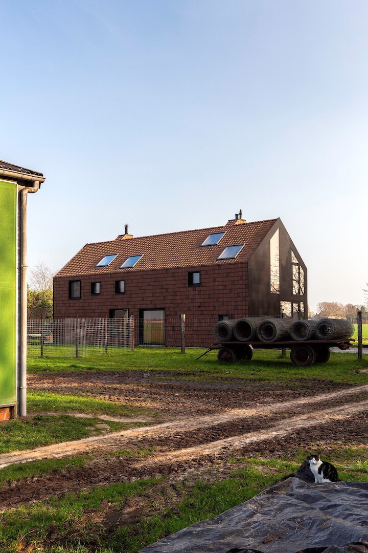 Boerderijwoning met massief houtbouw constructie