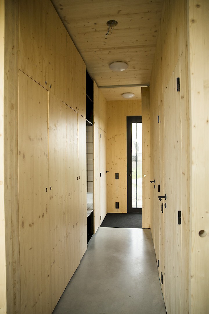 Boerderijwoning met massief houtbouw constructie