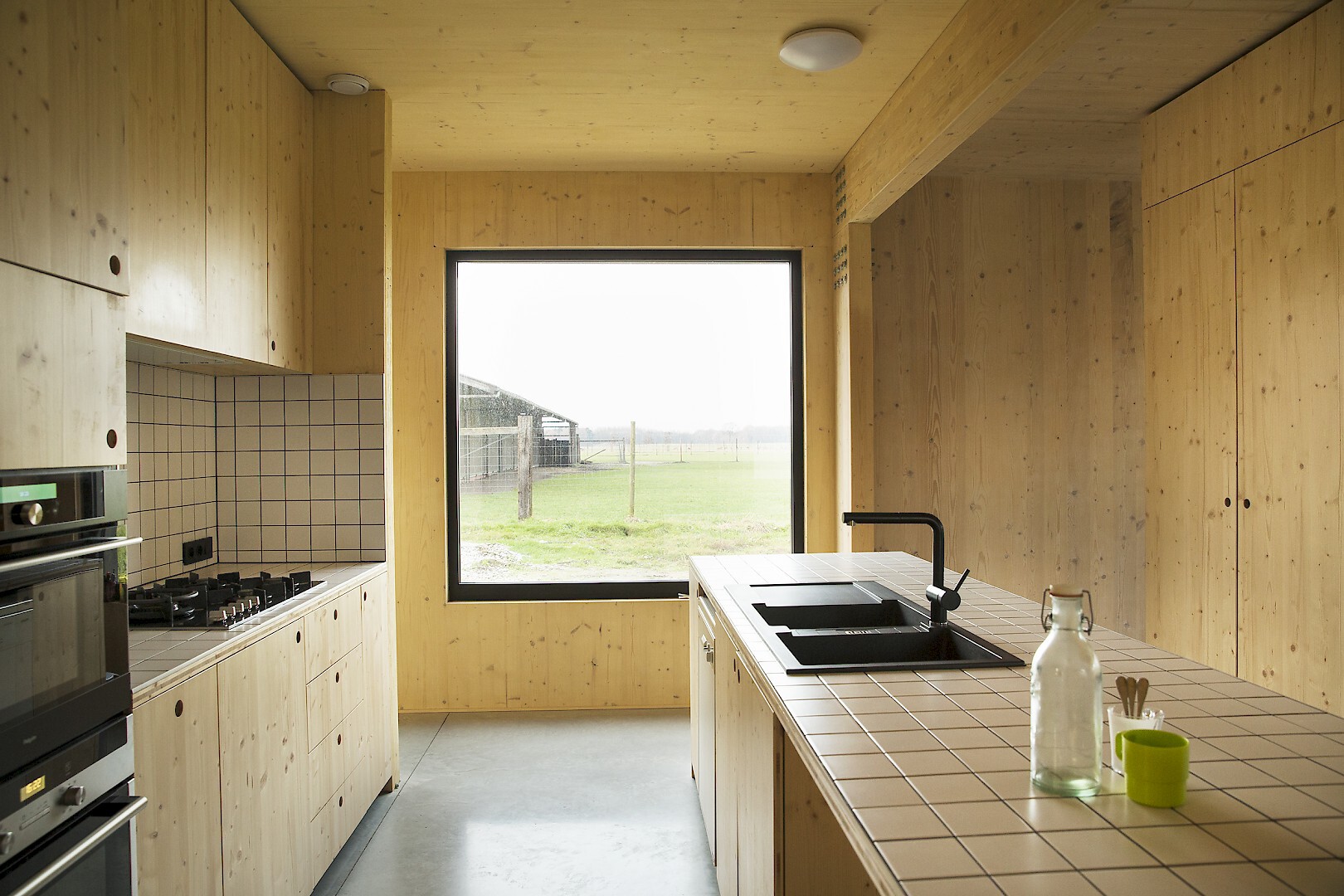 Boerderijwoning met massief houtbouw constructie