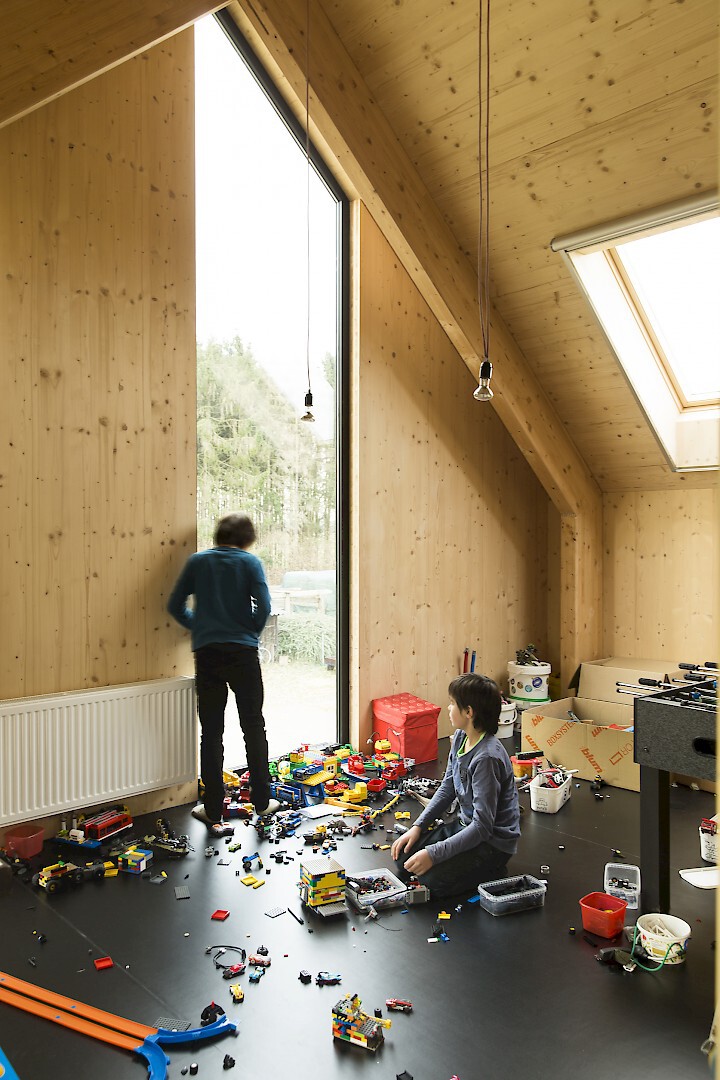 Boerderijwoning met massief houtbouw constructie