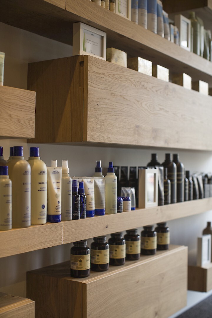 Verbouwing, uitbreiding en inrichting op maat van een kapsalon