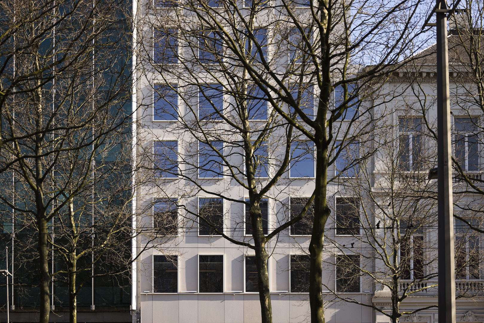 Gevelrenovatie met oog voor het ritme van de Antwerpse Leien