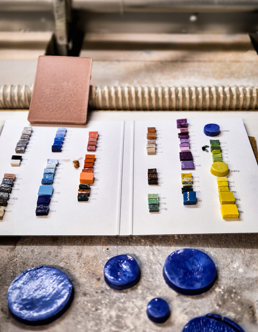 Material meets character: Paviotto-box met terrazzo, parket en gietvloer in VIVA’s kleurrijke signatuur